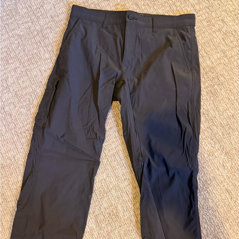 Eddie Bauer Men's Dark Chinos